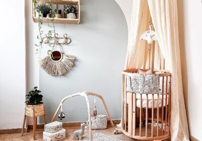 Imagen de Isabella Asensio y la habitación de su bebé con un Arco Pintado Autoadhesivo MOTIF